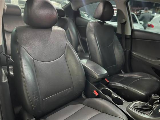 HYUNDAI ELANTRA 2.0 GLS 16V FLEX 4P AUTOMÁTICO HYUNDAI ELANTRA 2.0 GLS 16V FLEX 4P AUTOMÁTICO